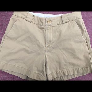 GAP khaki shorts